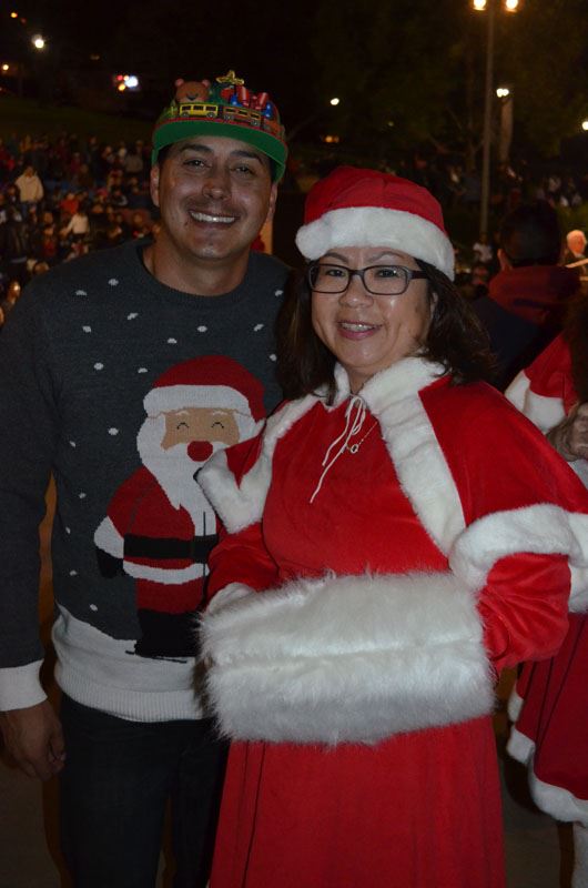 Holiday Snow Village 2015 64